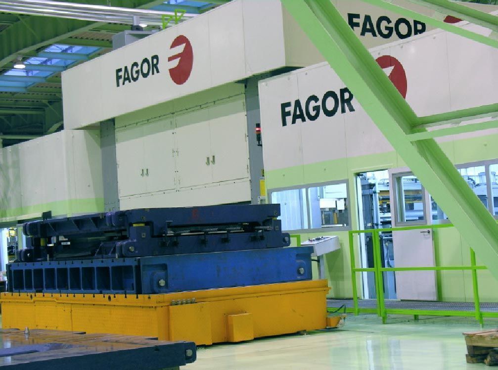 Fagor Arrasate event: EINE NEUE PLATINEN-SCHNEIDANLAGE FÜR DEN AUTOMOBILSEKTOR IN CHINA